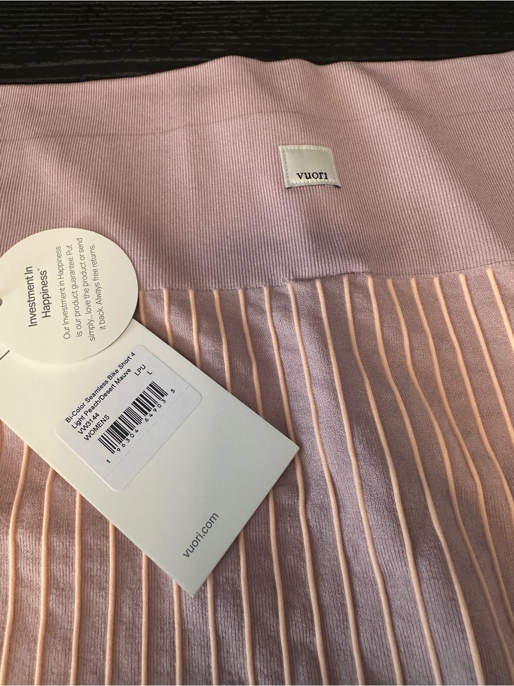 NWT Vuori women's Bi-color seamless bike short 4 szL light peach/desert mauve(B) - Picture 10 of 10